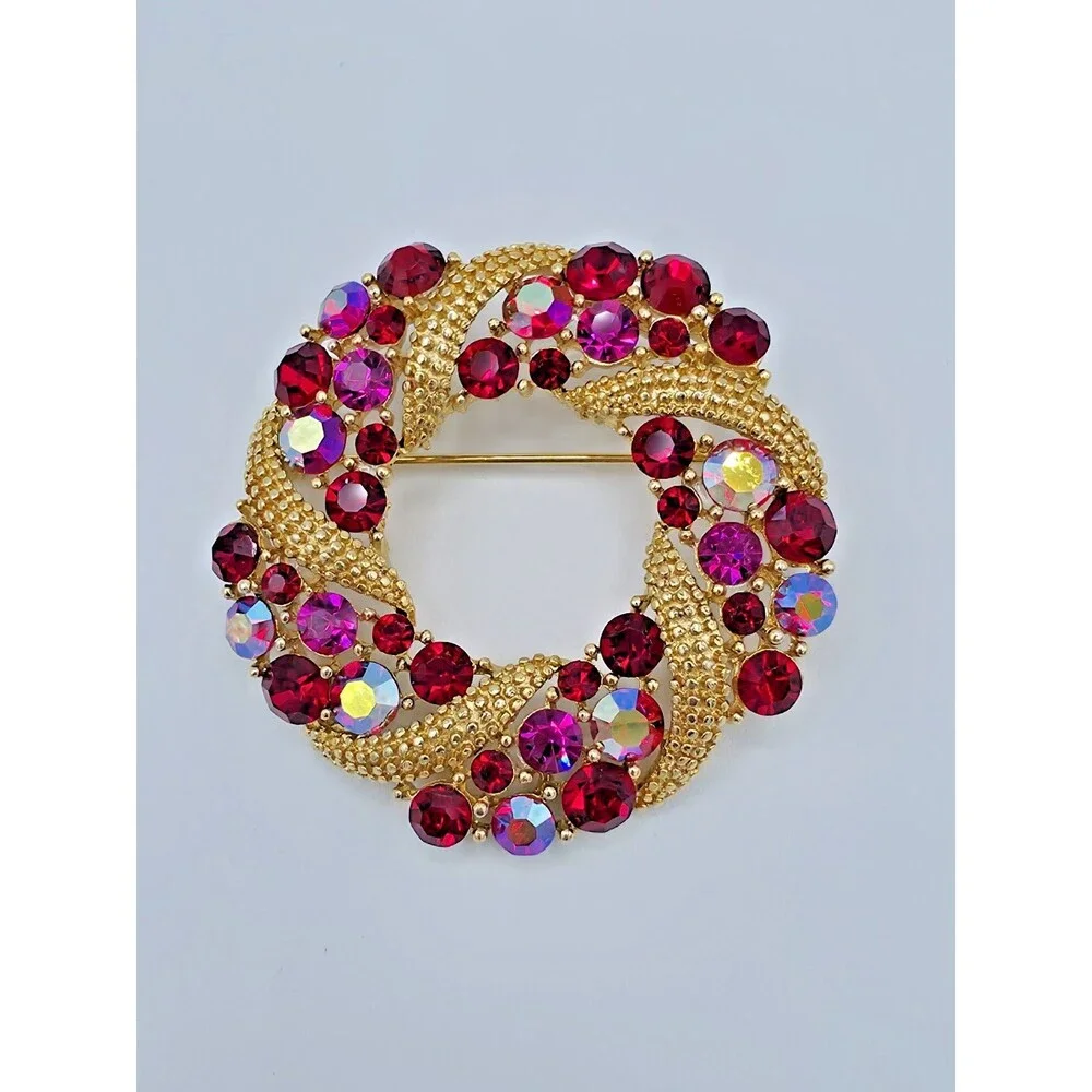 Lisner Wreath Brooch Vintage Crystal Red Aurora Borealis Retro Swirl Estate Pin